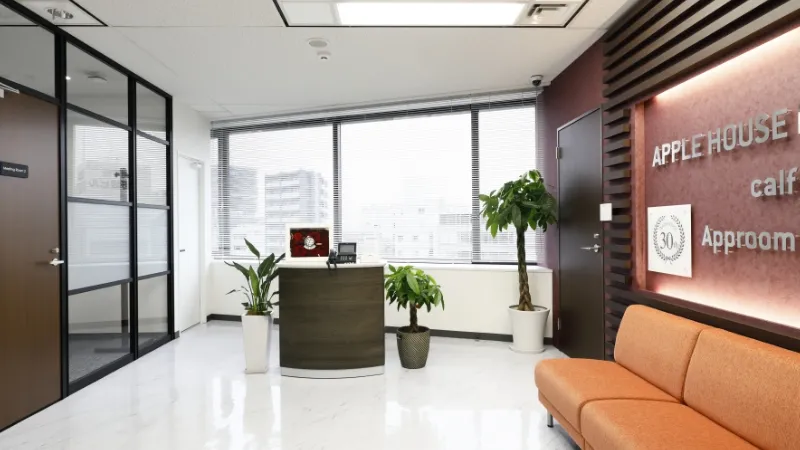 アップルハウスのオフィス内観